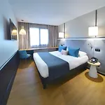 호텔 Le Roosevelt 4*