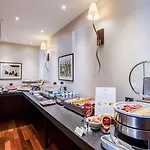 Le Roosevelt 호텔 4*