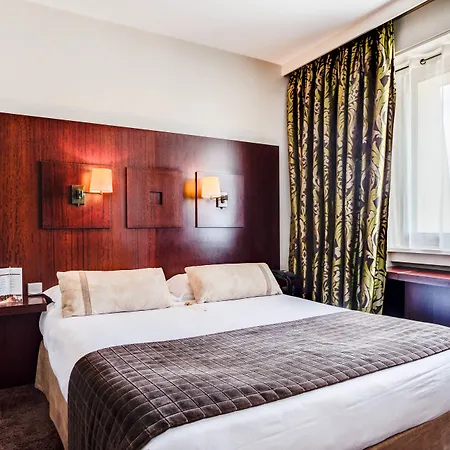 Le Roosevelt 4*