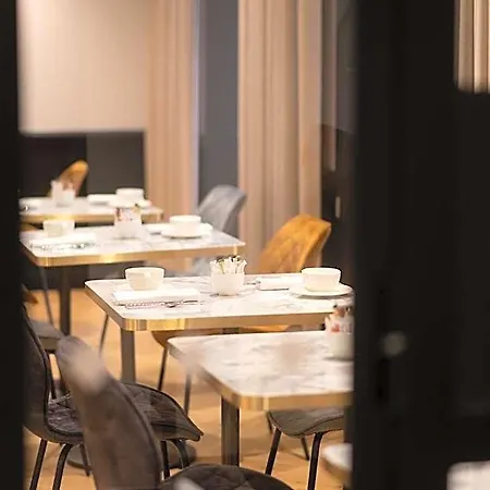 Le Roosevelt 4* リヨン