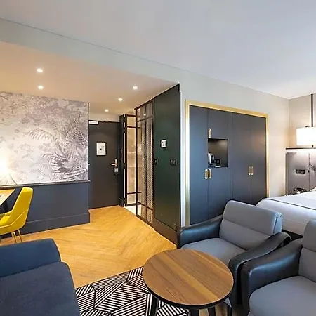ホテル Le Roosevelt 4*