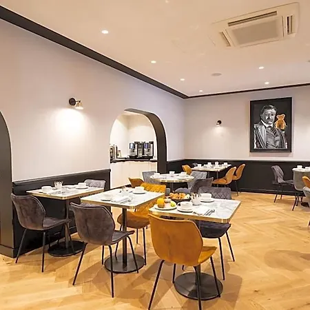 ホテル Le Roosevelt 4*