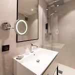 Le Roosevelt Hotel