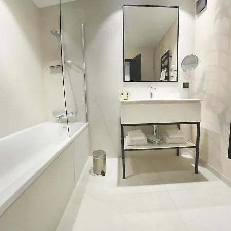Hotel Le Roosevelt 4*