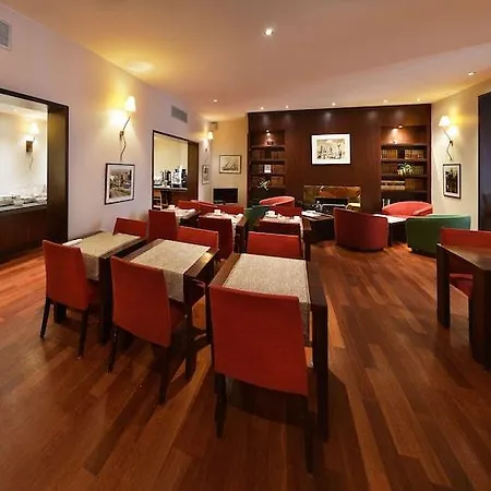 Le Roosevelt Hotel 4*