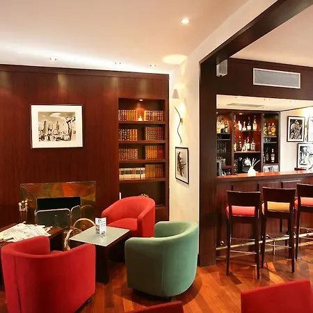 Le Roosevelt 4*