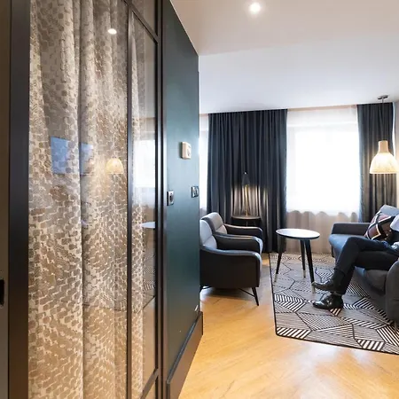 Hotel Le Roosevelt 4*
