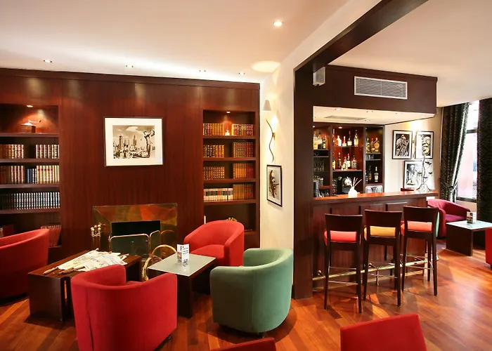Le Roosevelt Hotell 4*